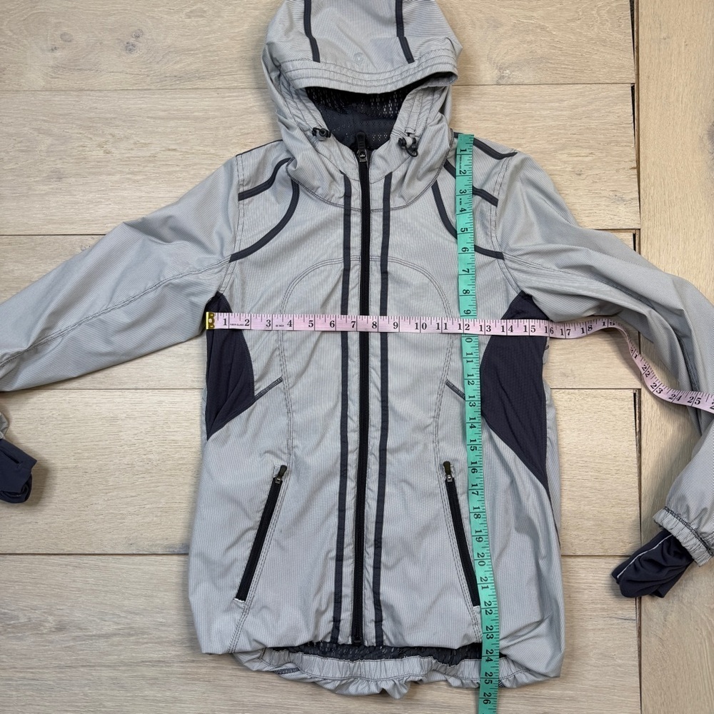 Lululemon Downtime Jacket - Picture 8 of 11
